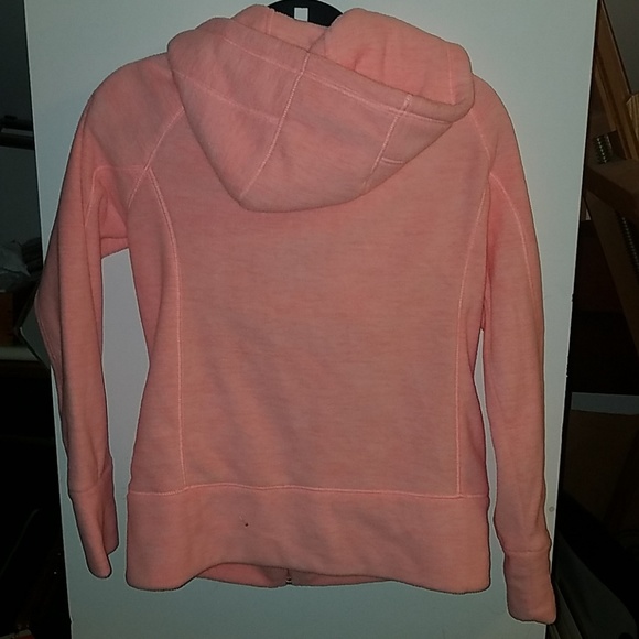 NWOT Pink hooded Kenneth Cole fleece - Picture 3 of 4